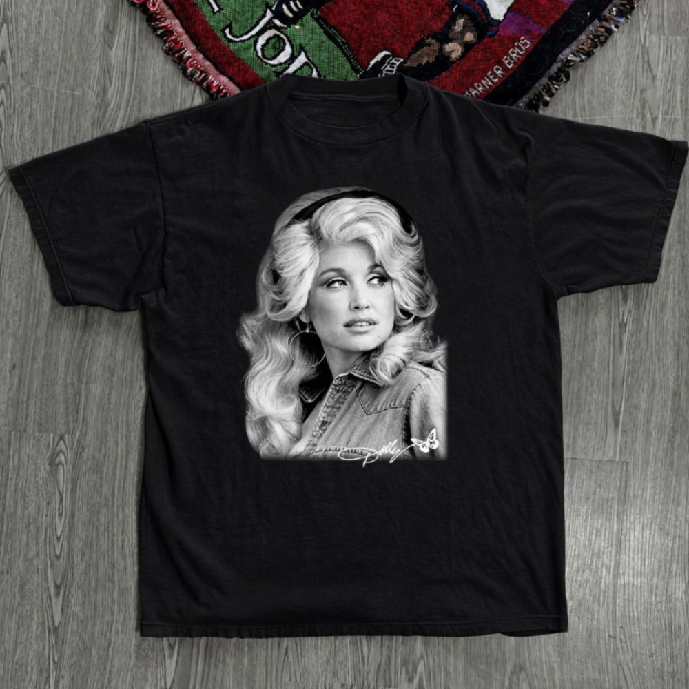Dolly Parton Black T-shirt Dolly Parton Forever Queen Of Country Retro 90s